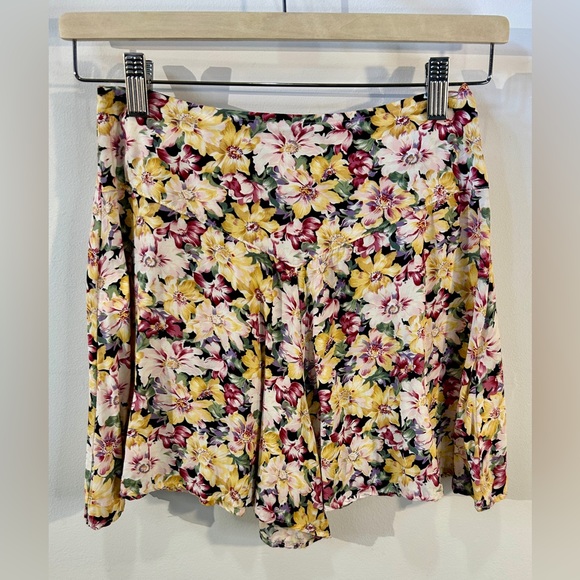 Vintage Pants - Vintage 1990s Flowy Floral Skort Size XS